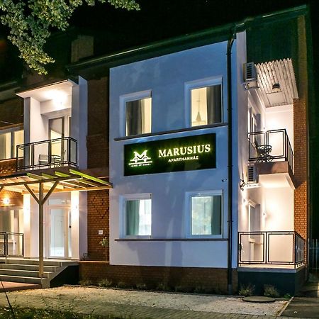 Marusius Apartmanhaz Makó Buitenkant foto