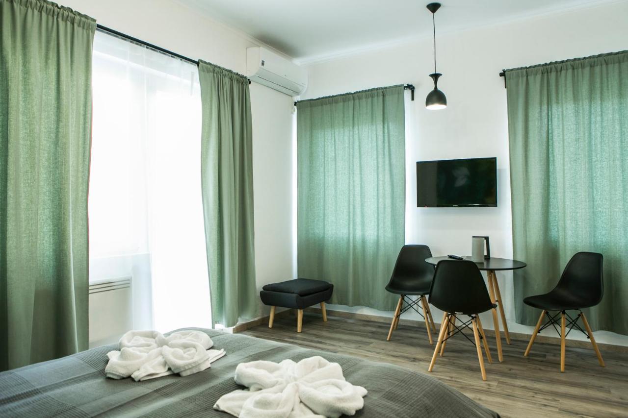 Marusius Apartmanhaz Makó Buitenkant foto