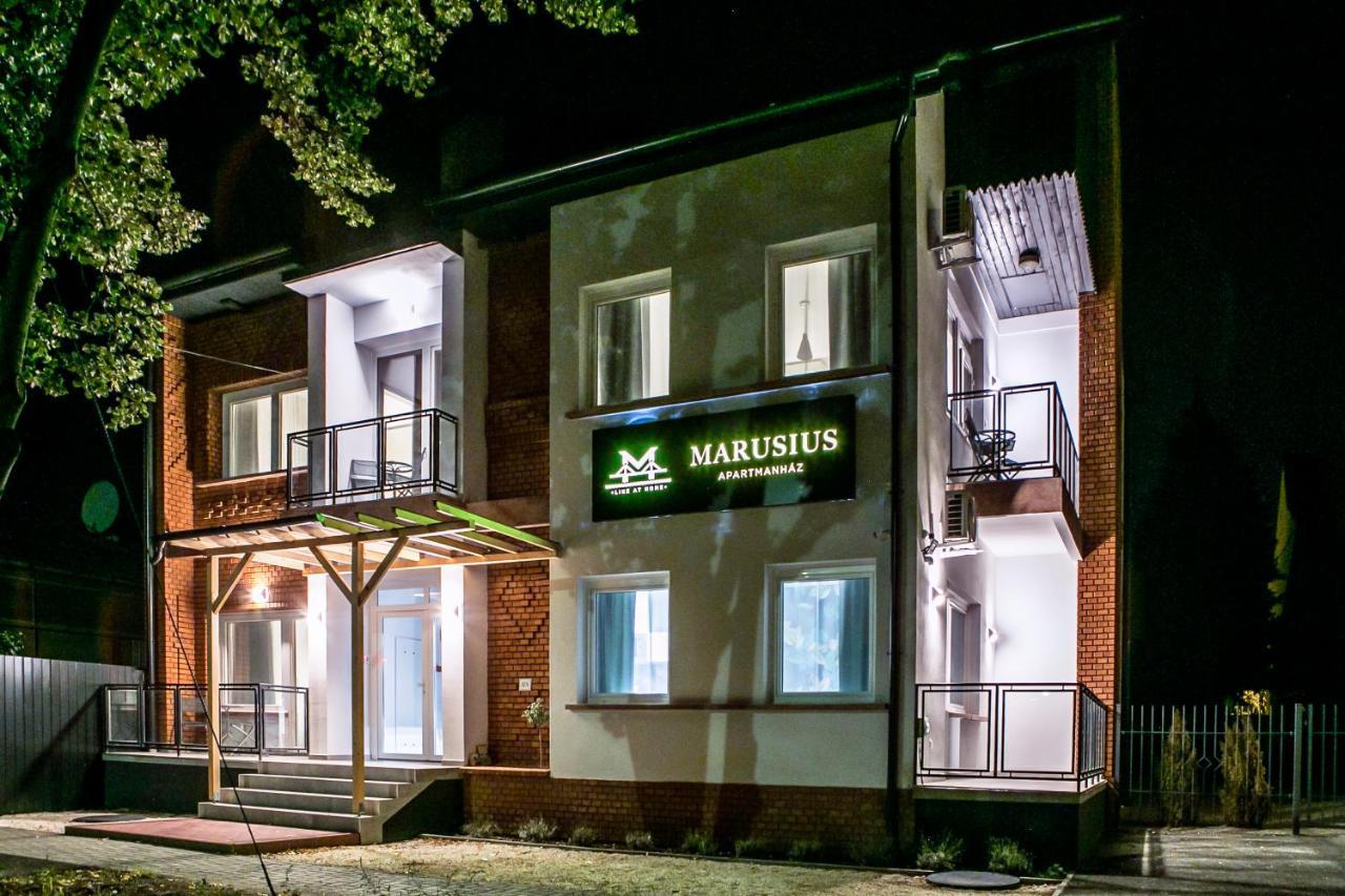 Marusius Apartmanhaz Appartement Makó Buitenkant foto