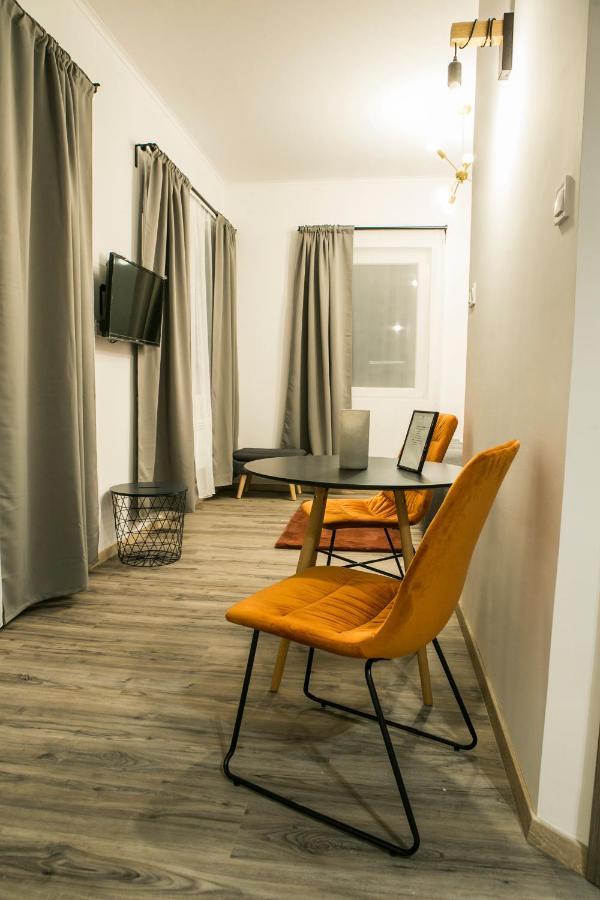 Marusius Apartmanhaz Appartement Makó Buitenkant foto