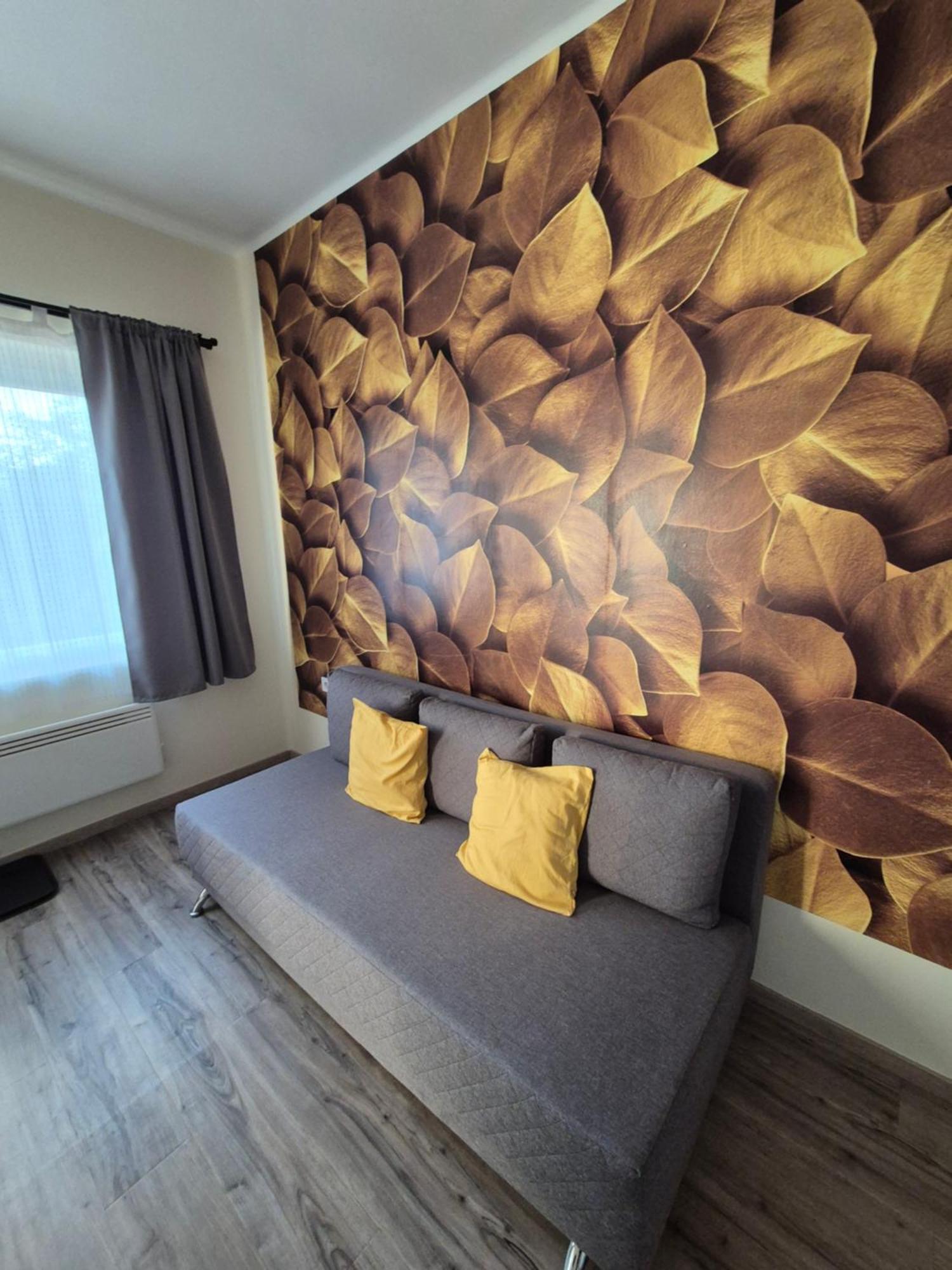 Marusius Apartmanhaz Makó Buitenkant foto