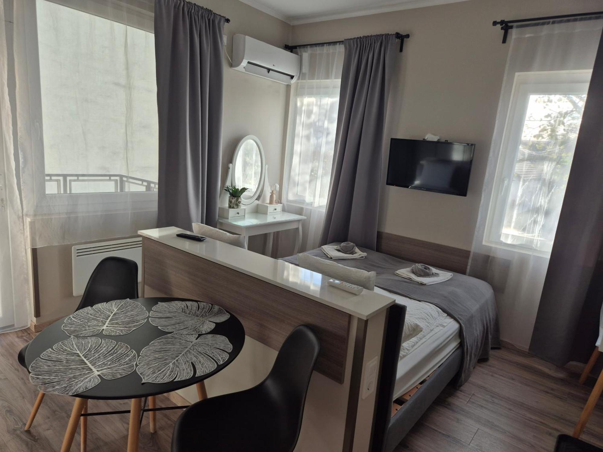 Marusius Apartmanhaz Makó Buitenkant foto